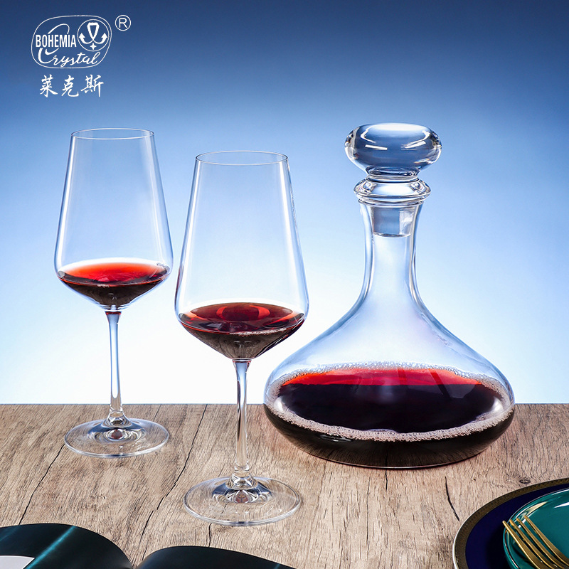 Conjunto de regalo de negocios de alta gama de cristal de importación checa, caja de regalo de alto valor de taza de pie alto
