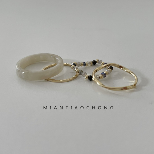 Retro ins Japanese and Korean colored beaded resin acetate plate French personalized index finger tail ring wavy ring set
