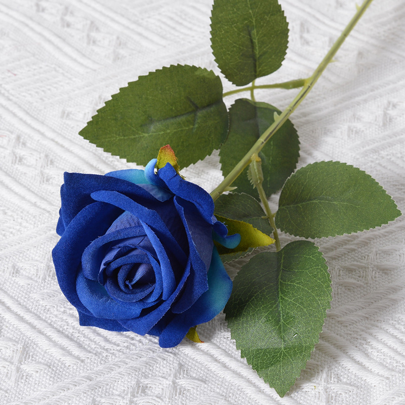 フランネルのバラの花をシミュレーションしてバレンタインデーの家庭の結婚式の装飾の花の壁の手触りは花の人工造花をシミュレーションします。|undefined