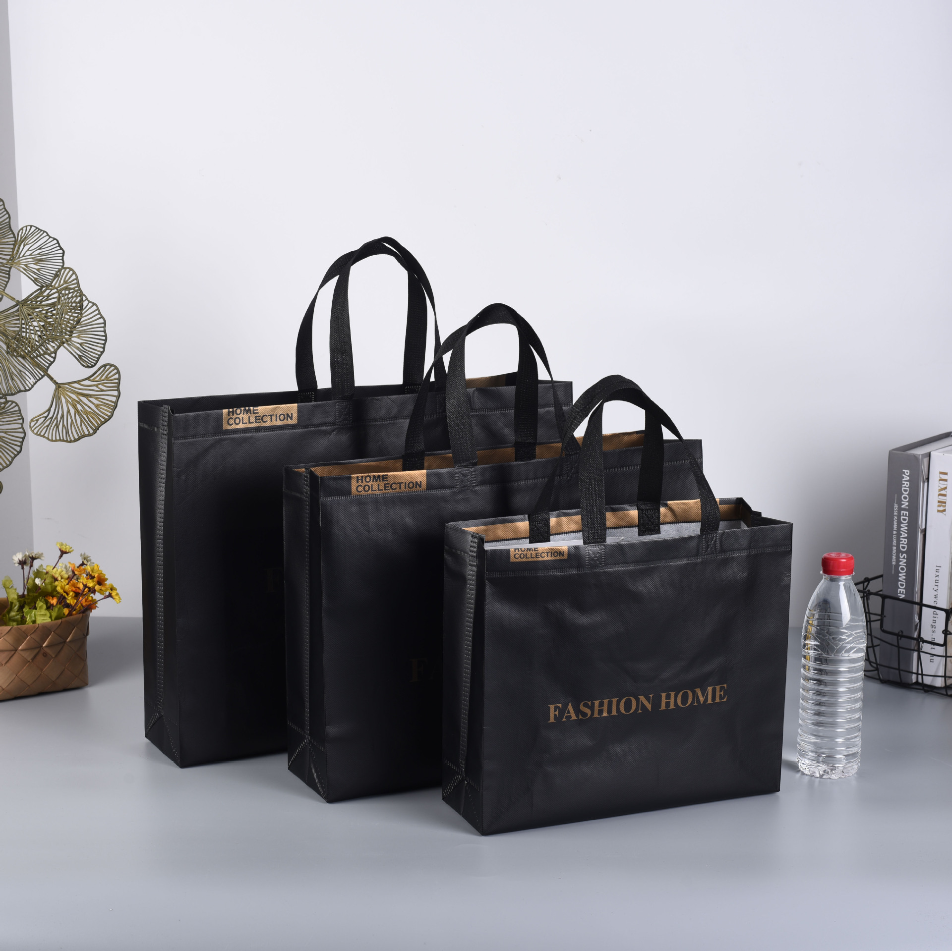 Tienda de ropa para mujeres a medida, centro comercial, tienda de ropa, bolsa de mano de compras, prensa en caliente, publicidad, bolsa no tejida laminada, personalización