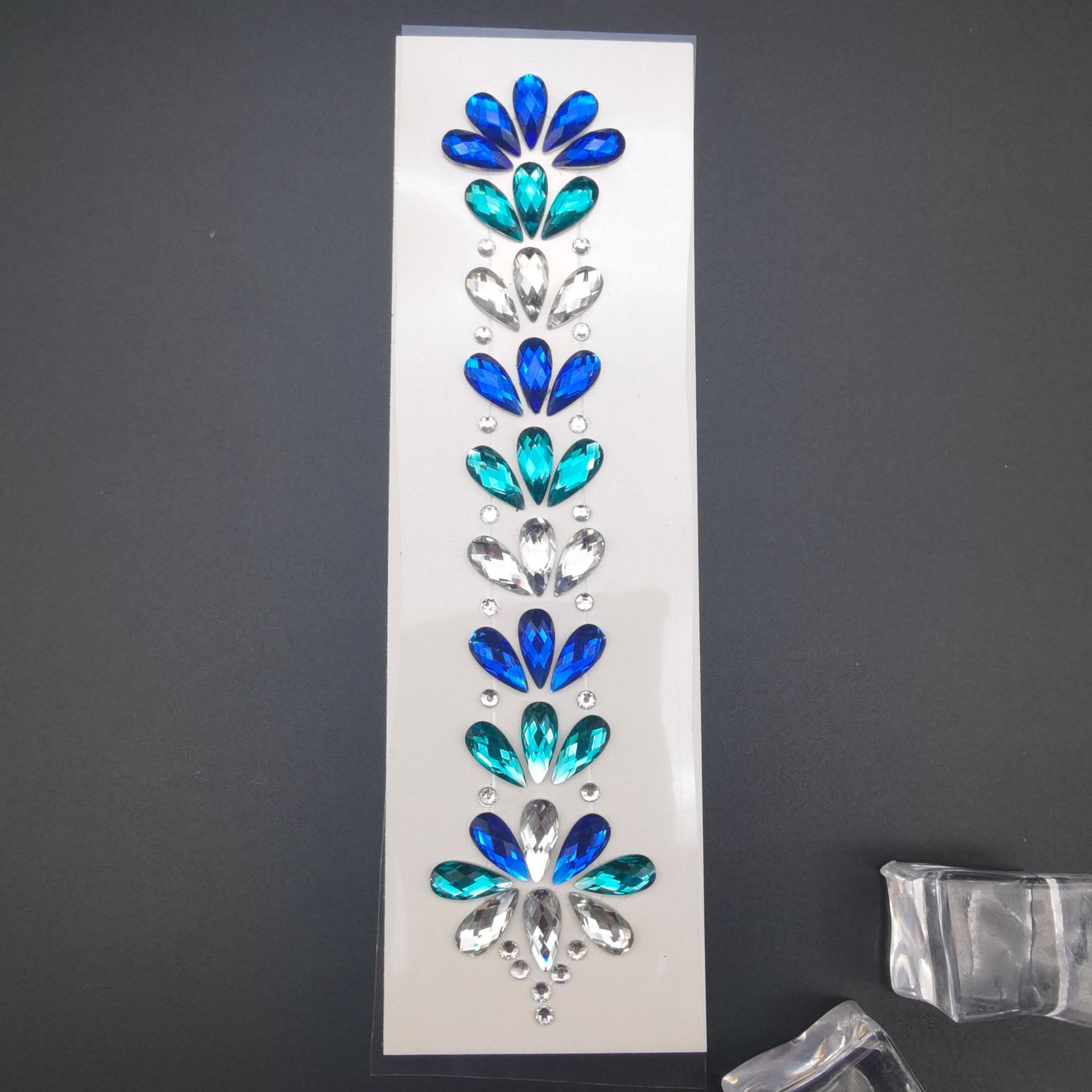 EDM eléctrico sílaba cara pegatinas ceja pegatinas cara pegatinas diamante resina diamante carnaval diamante pegatinas cara decorativa diamante