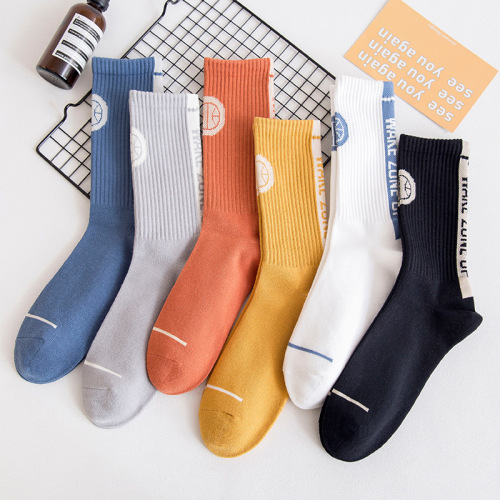 Foreign trade cross-border couple letter week socks wholesale student socks spring and summer basketball sports socks men's mid-calf socks