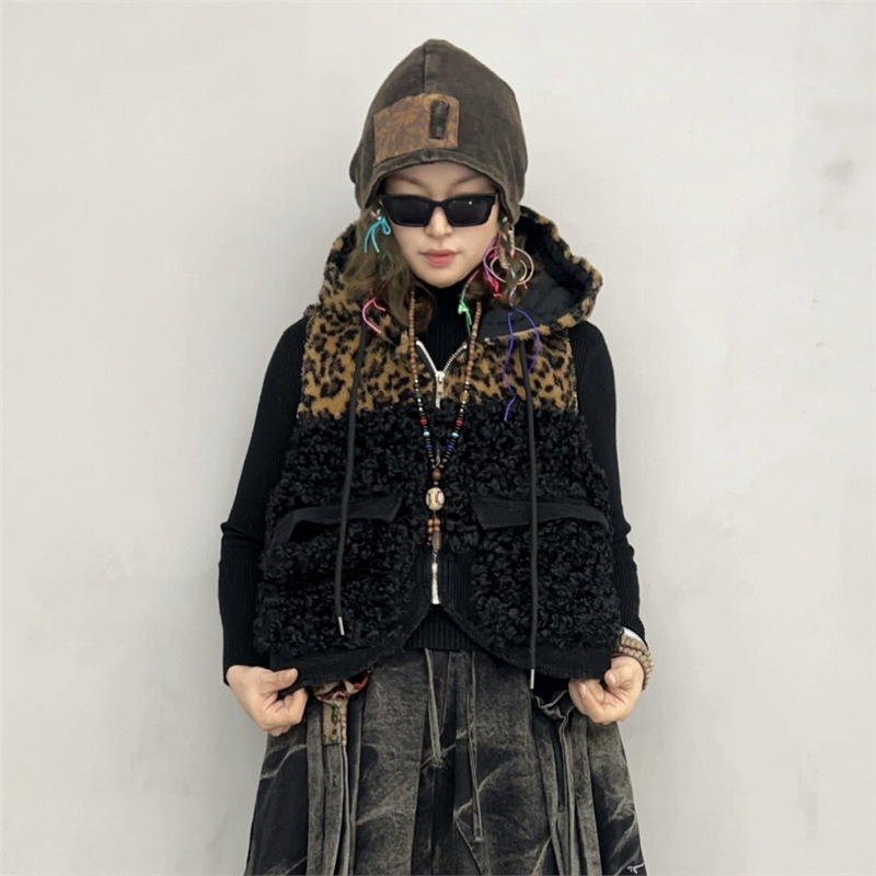 Personalidad de la moda leopardo retrógrado de algodón caliente con capuchón chaleco de algodón corto lámpara de calzado de invierno y otoño dos piezas para mujeres