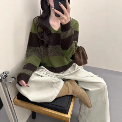 濮院工厂秋冬新款V领条纹拼色绿色毛衣花纱休闲宽松打底衫韩女装