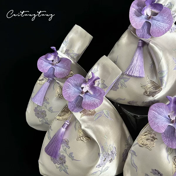 Phalaenopsis Fringe Silk Gold Jacquard Fabric Wrist Bag New Chinese Retro National Style Small Bag