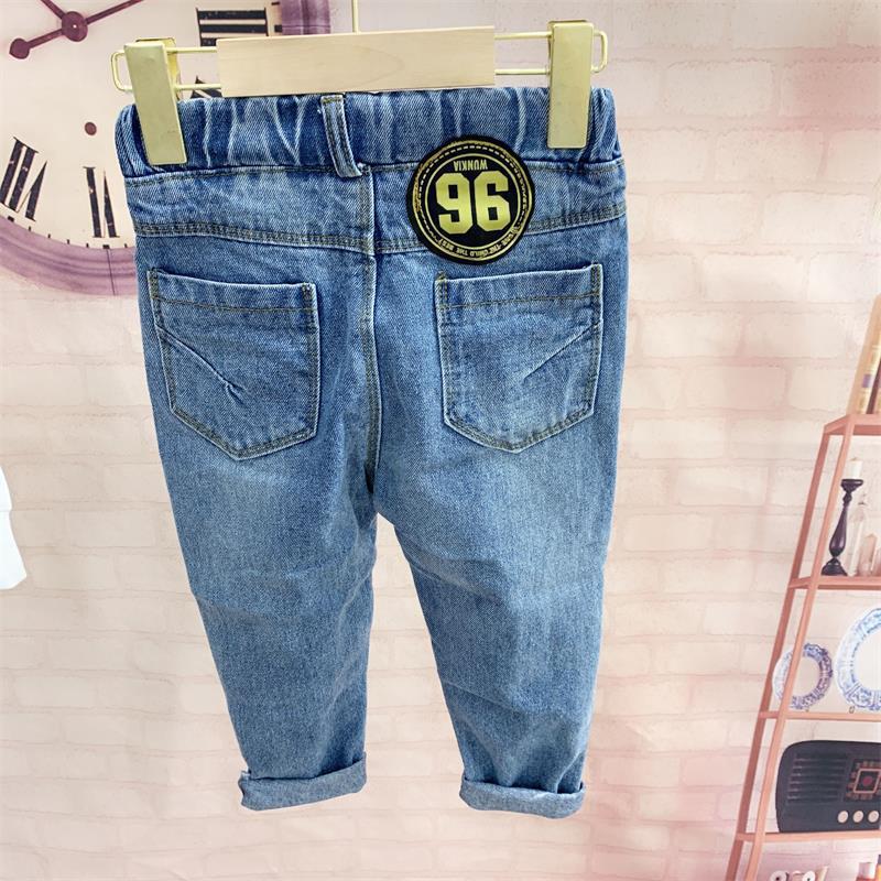 Traje de primavera para niño Traje de bebé de tres piezas de mezclilla atractivo para niño_voghion.com