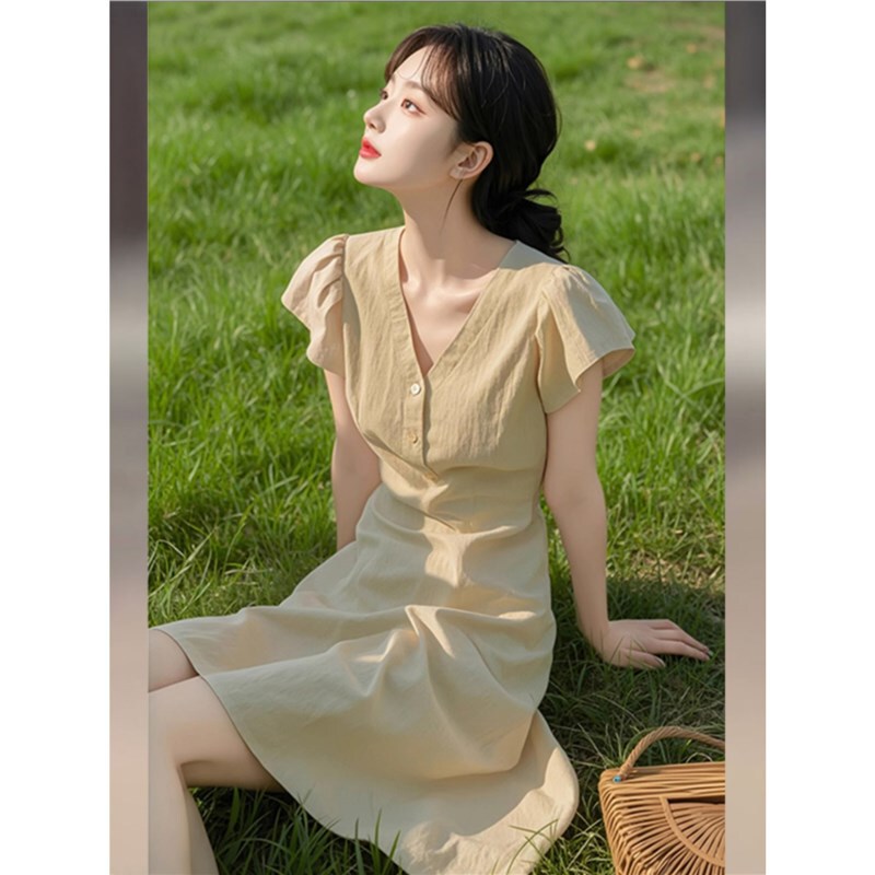 2638 French V-neck Shirt dress Women's New Summer Light Luxury High-end Simple and Generous for Small Men