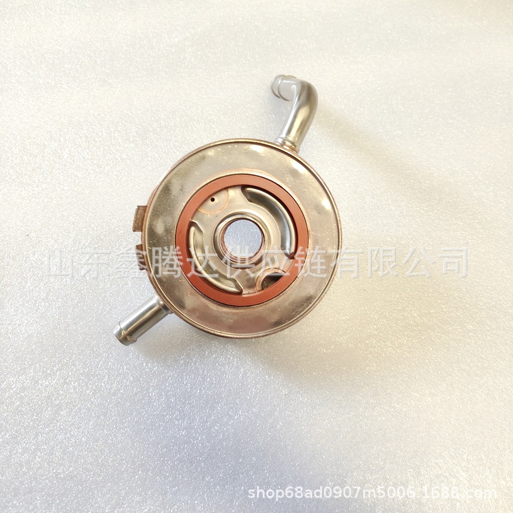 Oil Cooler 21305-Ea04A Is Suitable for Nissan 21305-Ea04A