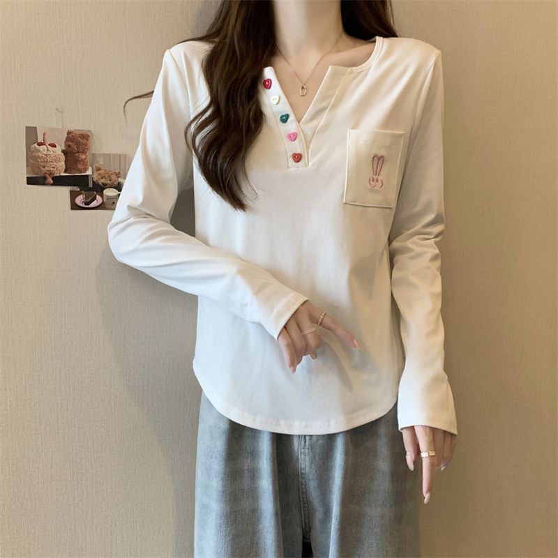 大きいサイズの婦人服の刺繍の正肩の長袖のtシャツの底のシャツの秋冬の太っているmmはお腹を遮ってやせています。|undefined