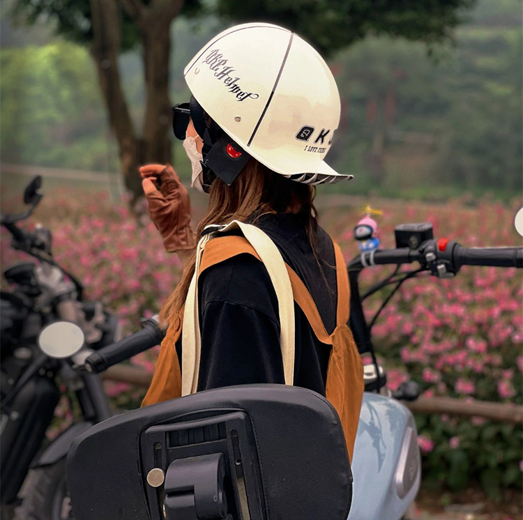 Motorcycle Helmet Women Summer Half Helmet Electric Motorbike Retro Sunscreen