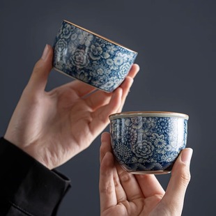 Old pottery mud blue and white tea cup ceramic single Tea Cup handmade Hostess cup single kung fu tea set can be raised