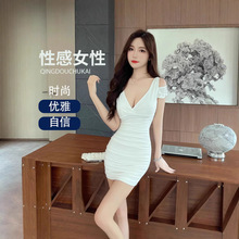 性感连衣裙女新款露背夜总会夜店低胸V领包臀裙紧身显瘦裙3173