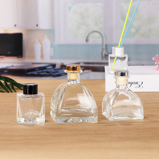 �F؛���l����ƿ100ml�ڷ�Һ�� ƿ��ɫ͸���ܷ����ƿ�� �{������