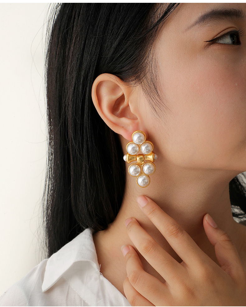 Fashion Geometric Copper Inlay Pearl Drop Earrings 1 Pair