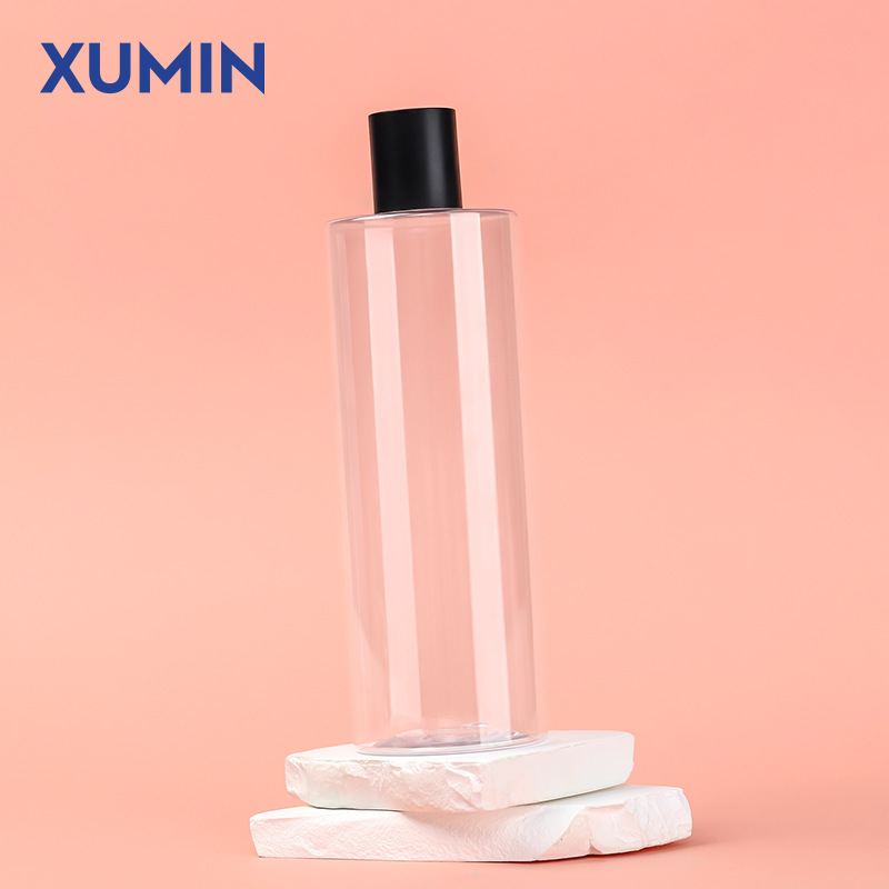 Botellas de cosméticos PET de gran capacidad de embalaje 500ml botella de rocío transparente botella de mariposa negra y blanca