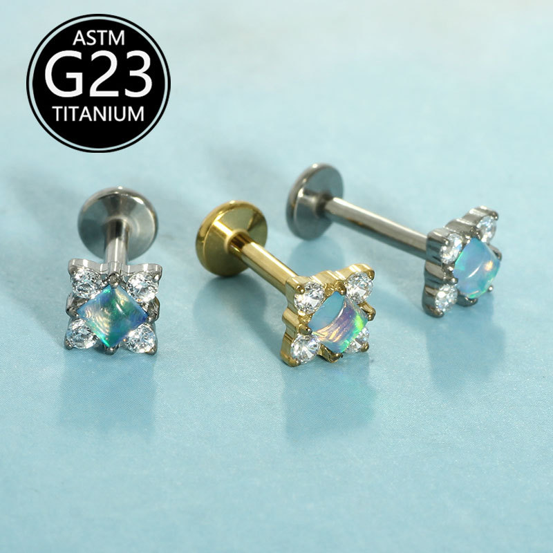 16G labret stud size and finish detail