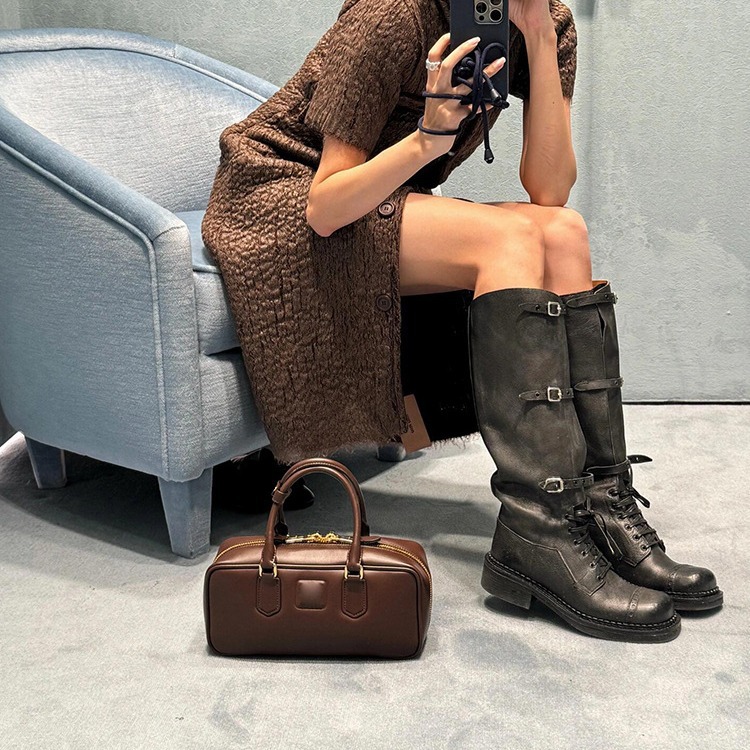 Modische, lange, kniehohe Martin-Knight-Western-Cowboystiefel aus Leder mit dicker Ferse und Gürtelschnalle für Damen_voghion.com