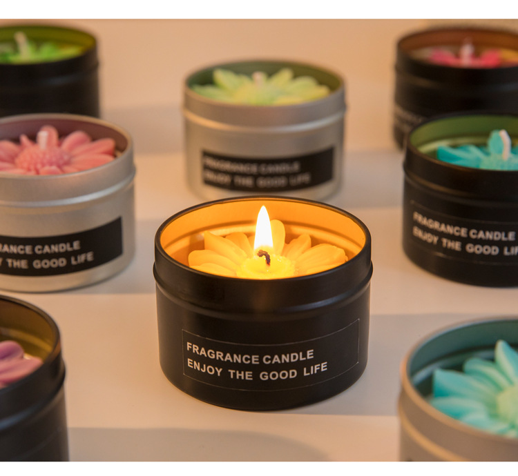 Cute Simple Style Daisy Wax Scented Candle Home Fragrance display picture 2