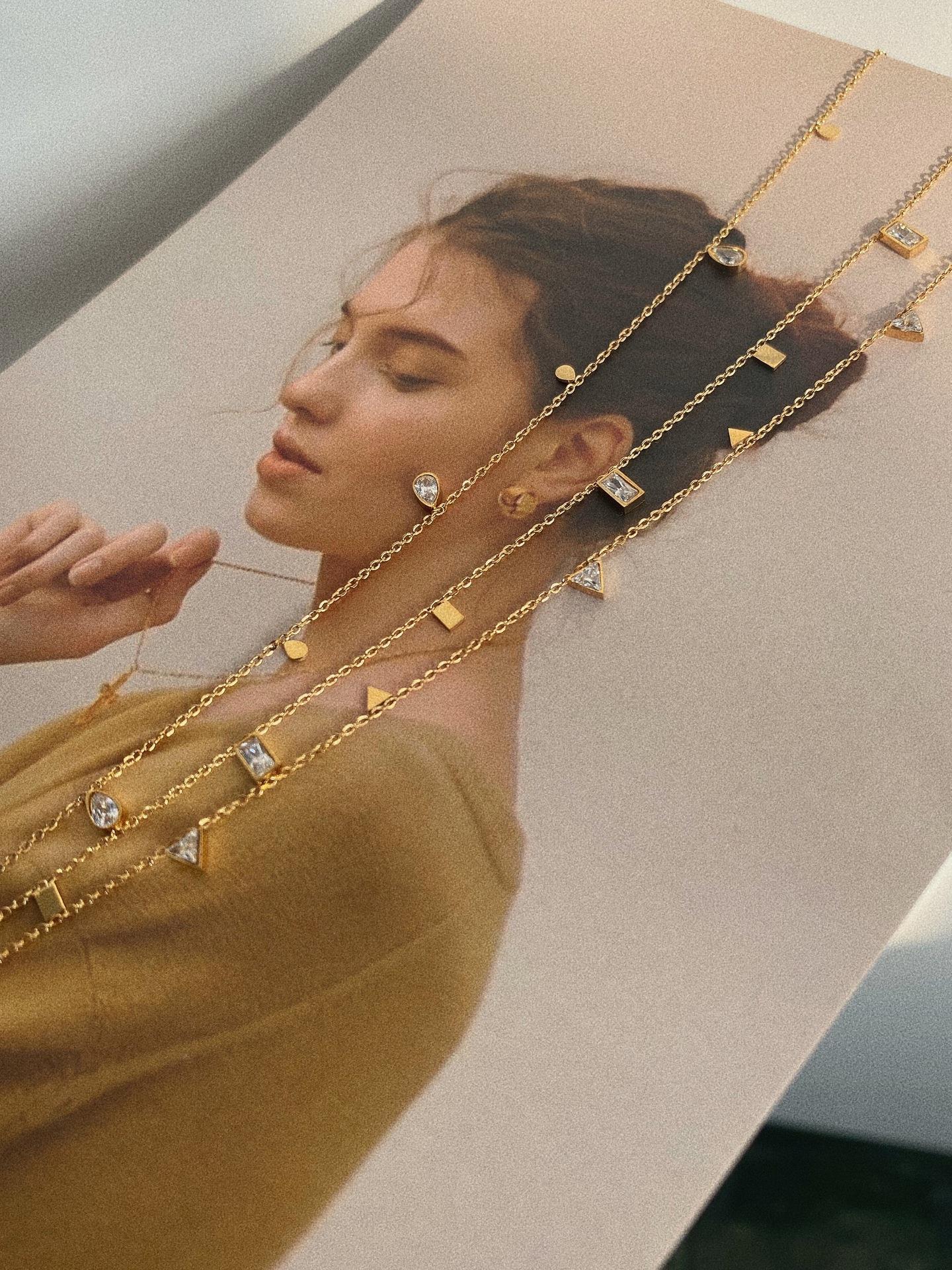 Fashion Style Wholesale Jewelry Fashion Geometric 201 Stainless Steel Zircon Gold Plated Stainless Steel Necklaces