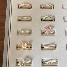 小红书彩色珐琅蝴蝶花朵戒指女不掉色轻奢设计高级感指环ins小众