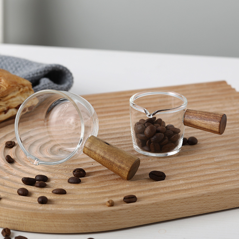 Procesamiento personalizado de café japonés leche de madera de vidrio leche de madera con escala mini leche de leche condimento jugo lata de leche
