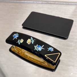 P家新款倒三角字母徽标法式轻奢牵牛花发饰花卉头饰弹簧夹一字夹