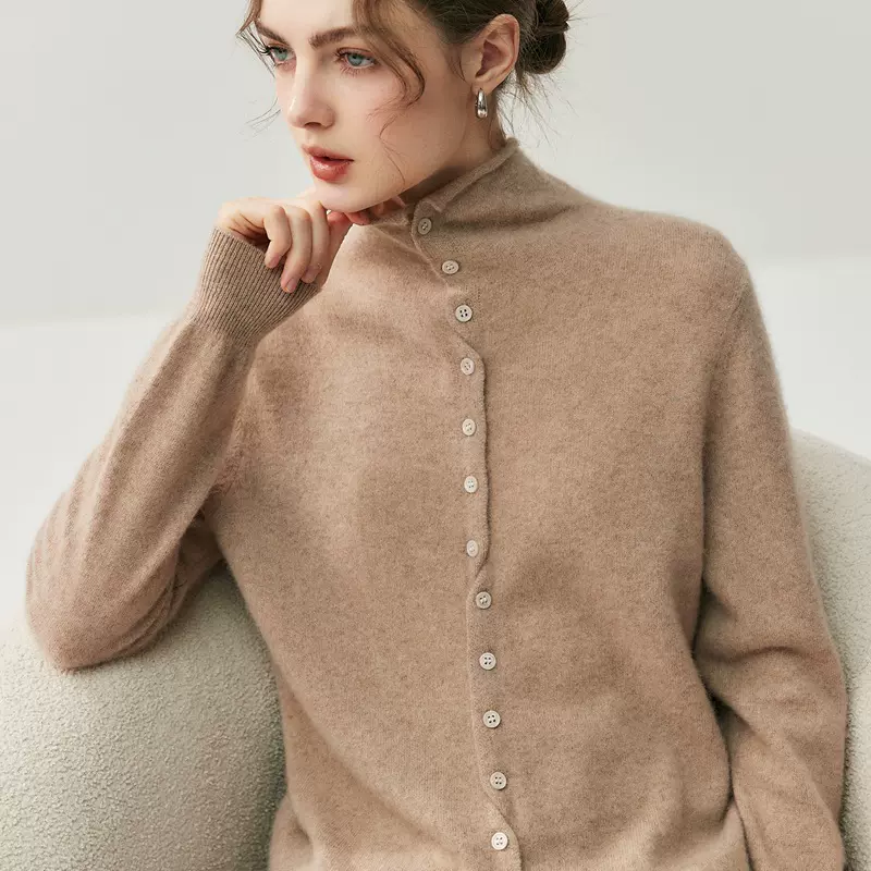 前后两穿卷边领山羊绒开衫秋冬新款高领系扣针织衫女长袖毛衣外套