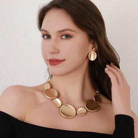 项链;毛衣链;吊坠