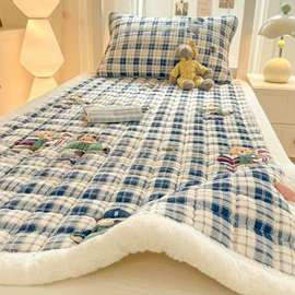 四件套;床罩床笠;纤维被