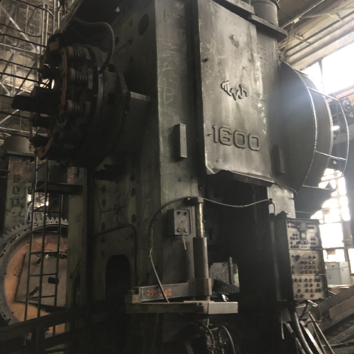 供应二手热模锻压力机 1000吨热模锻