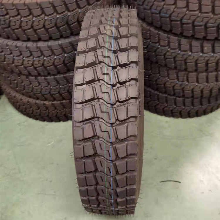 825R16汽车轮胎全钢丝子午线轮胎防扎抗压现货货车卡车轮胎825R16