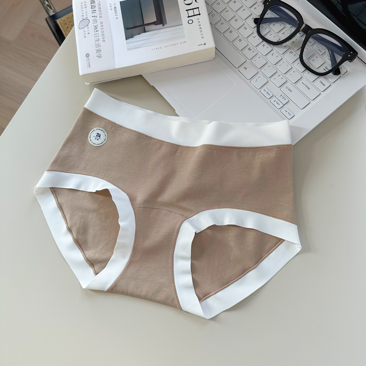Clase 7A Xinjiang algodón de alta elasticidad sin costuras bolsa grande tridimensional cadera transpirable cintura media entrepierna de algodón puro mujer bóxer triángulo bragas de mujer