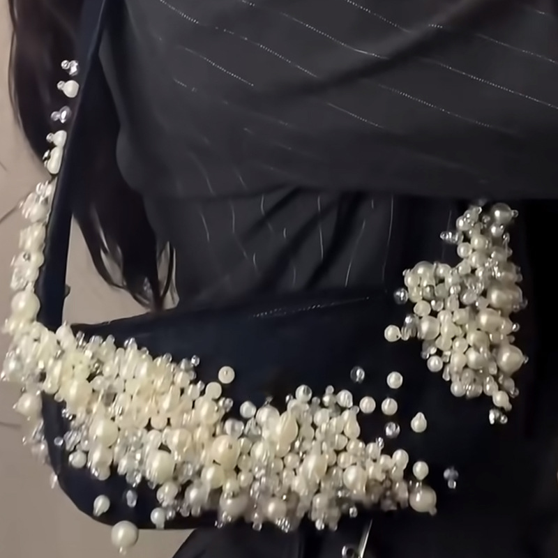 2025秋冬新款女包小众设置串珠腋下包高级感时尚百搭单肩包手提包