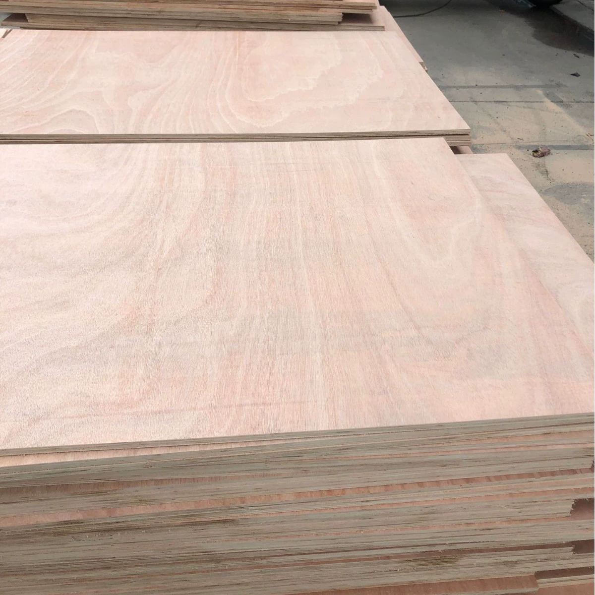 Guangdong spot market cabinet appliances wooden box packaging dedicated furniture decoration site usable veneer board construction site direct supply