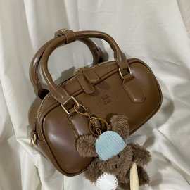 拿铁小屋枕头包包女上班通勤手提包百搭单肩斜挎小包2025