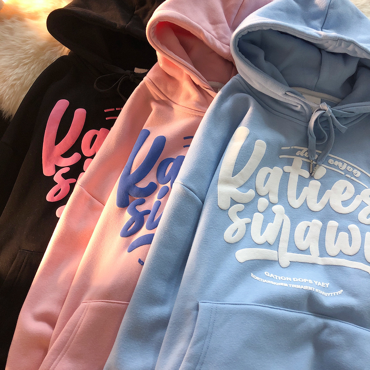 2026 Fleece-Lined Hooded Sweatshirt for Women, Loose Trendy Versatile Fashion Brand Sweatshirt, Unisex Hong Kong Style Hot-Selling Clothing