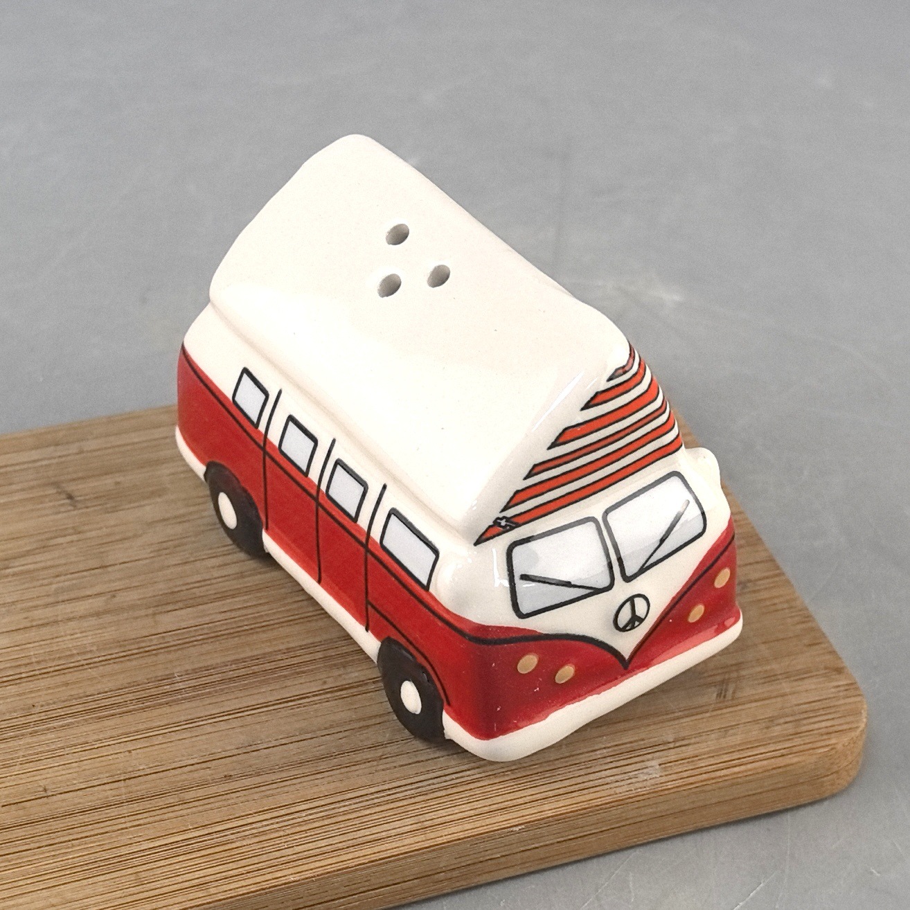 Spot cuidadosamente seleccionado botella de pimienta de cerámica navideña serie muñeco de nieve botella de condimento sólido de cocina porosa de estilo occidental