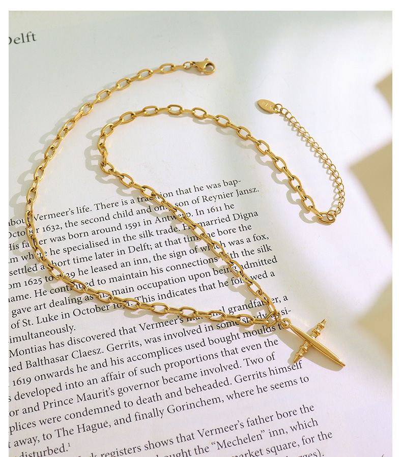 temperament cross pendant titanium steel 18K gold plated clavicle chain