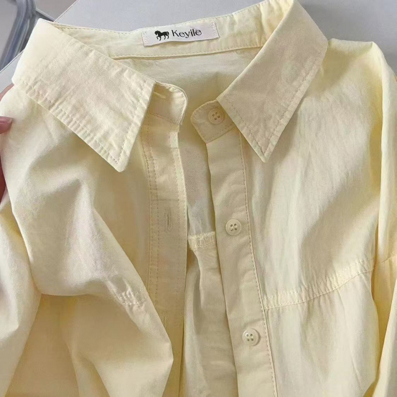 春のピンクの日焼け止めの底のシャツの女性の春の服の2025新型のシャツの小さい人のゆったりしている下着の上着のコート|undefined