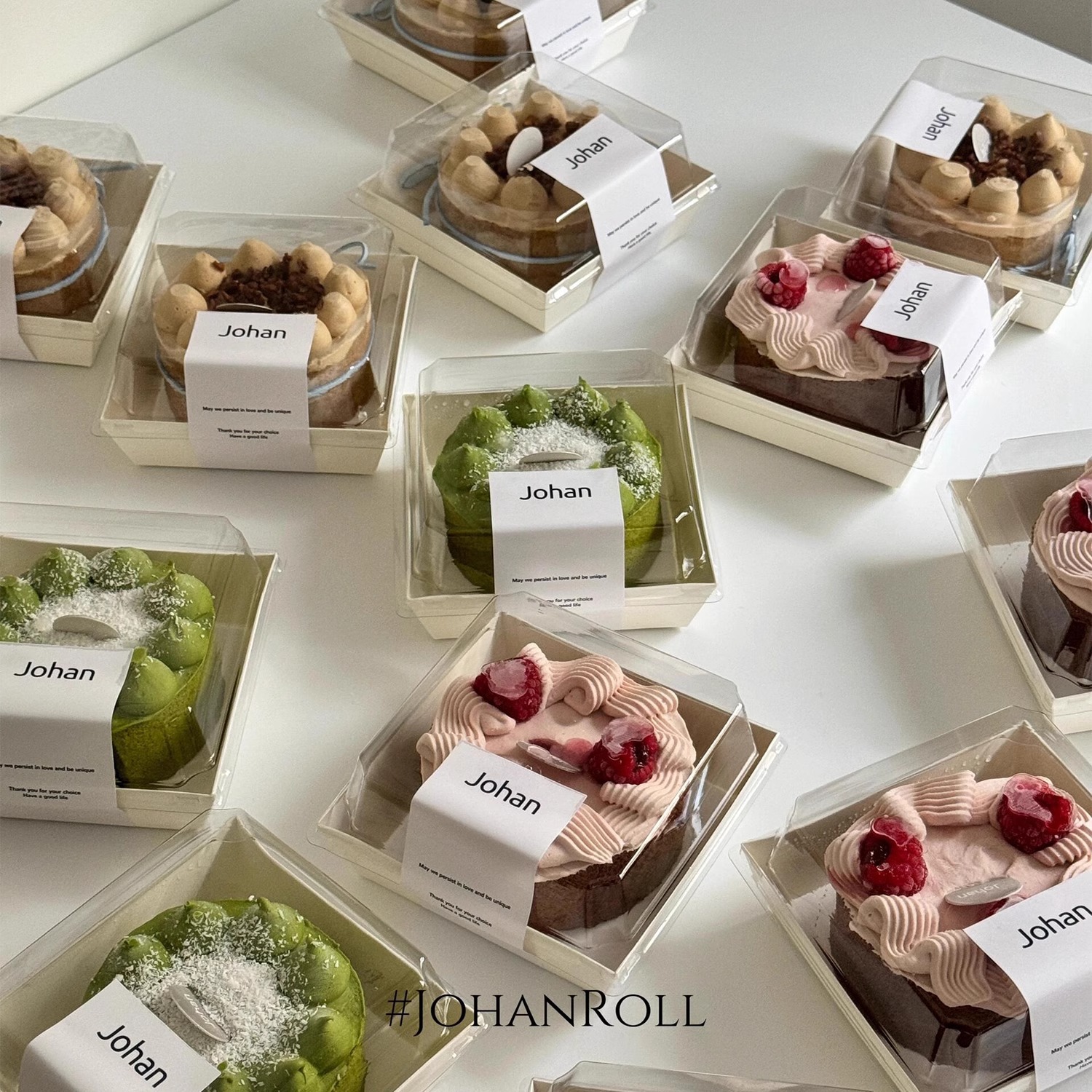 Caja de embalaje de pastel de elevación transparente 2 pulgadas 3 pulgadas caja de pastel cortada en cuencos de cuatro pulgadas caja de embalaje de postre tiramisú