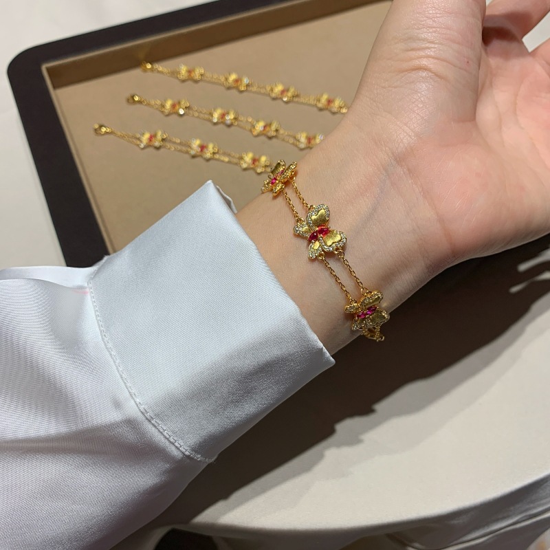 金色拉丝红宝石蝴蝶手链女宫廷风五蝴蝶手饰手链|undefined