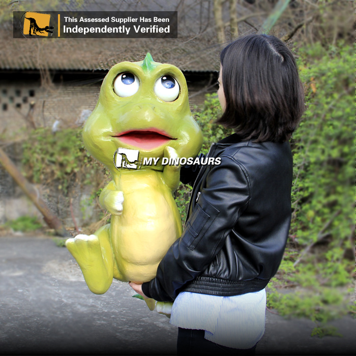 卡通恐龙手偶玩具