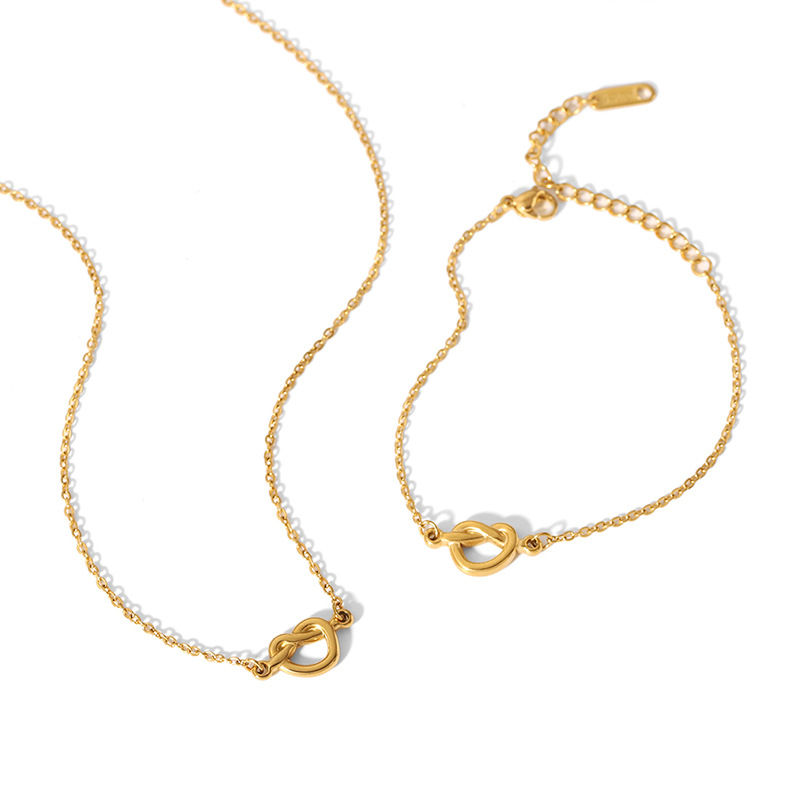 Heart Shape Pattern All Seasons Season Women's Gender PVD Coated Real Gold Plated 18K Gold Heart Shape 304 Stainless Steel Simple Style Waterproof Non Tarnish Bracelets Necklace