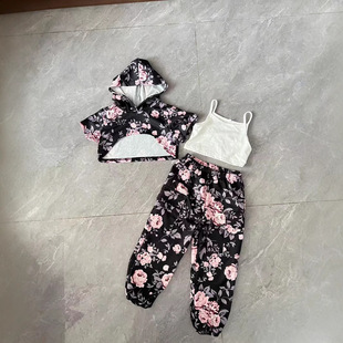 �ļ�Ůͯ�r���Lѝ�������b¶Ě���������bŮ����ĵ�����̿������b
