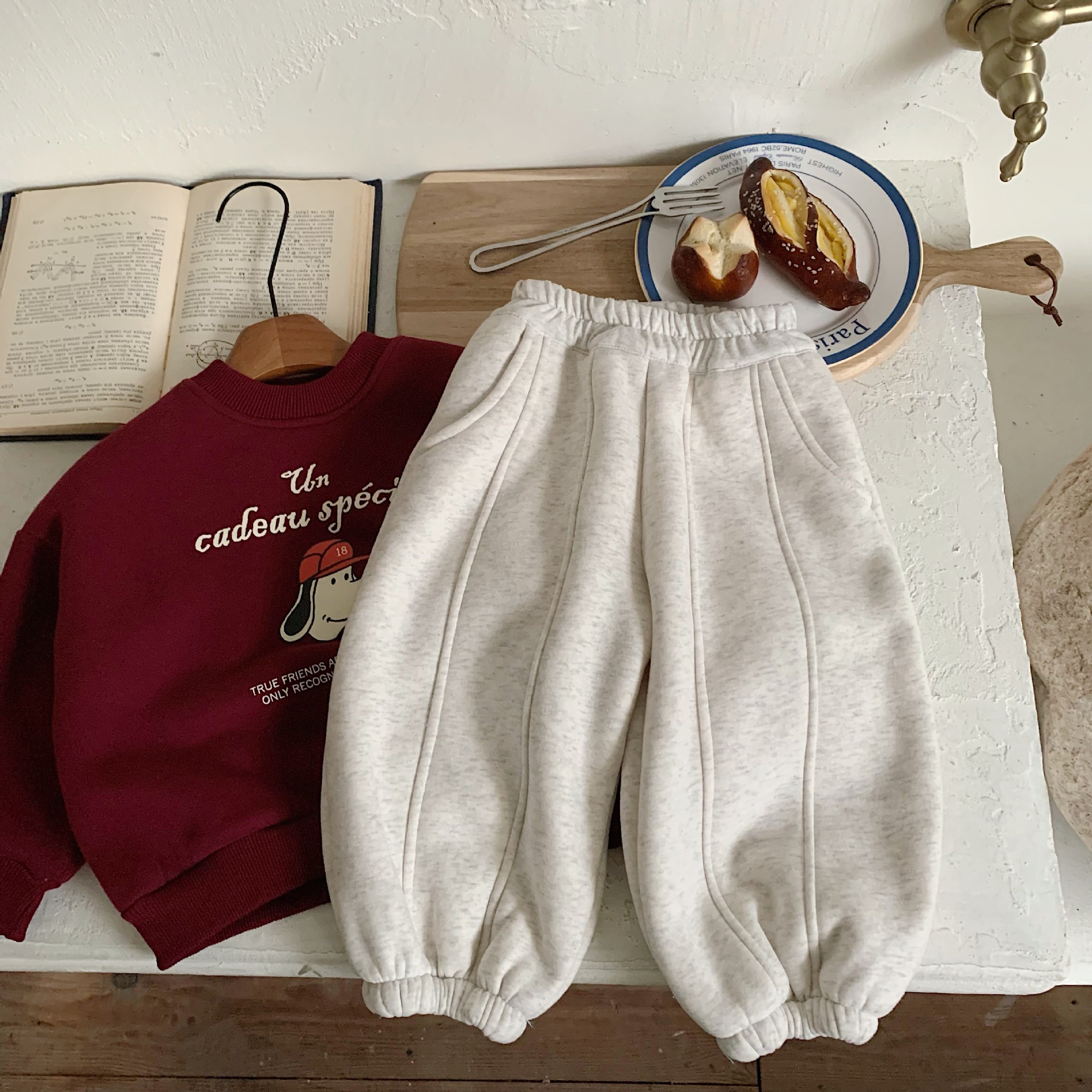 Boys Pants 2025 Winter New Korean Version Of Children's Loose Velvet Sweatpants Medium And Children's Thickened Sweatpants_voghion.com