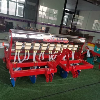 新款多功能拖拉机小麦旱稻高粱施肥谷子宽幅播种机一体机四轮播种