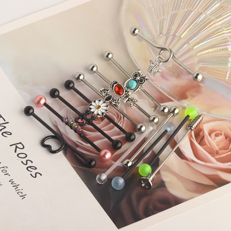 Pointed titanium steel lip stud product view