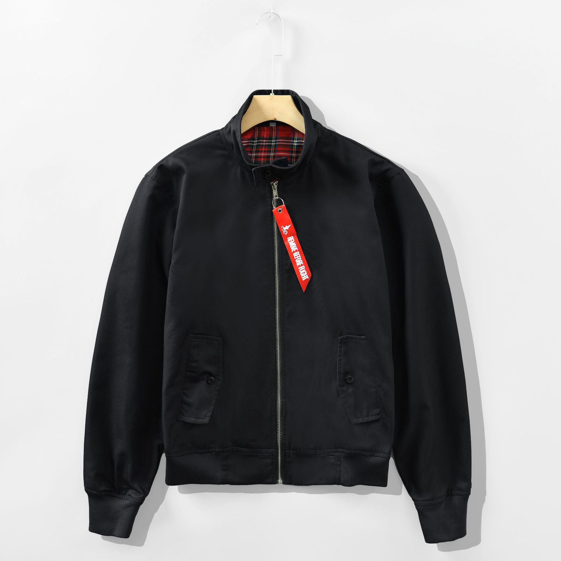 Estación europea marca de moda para hombres Collar de pie pareja de moda chaqueta de adelgazamiento de ajuste Delgado chaqueta de piloto de abrigo casual