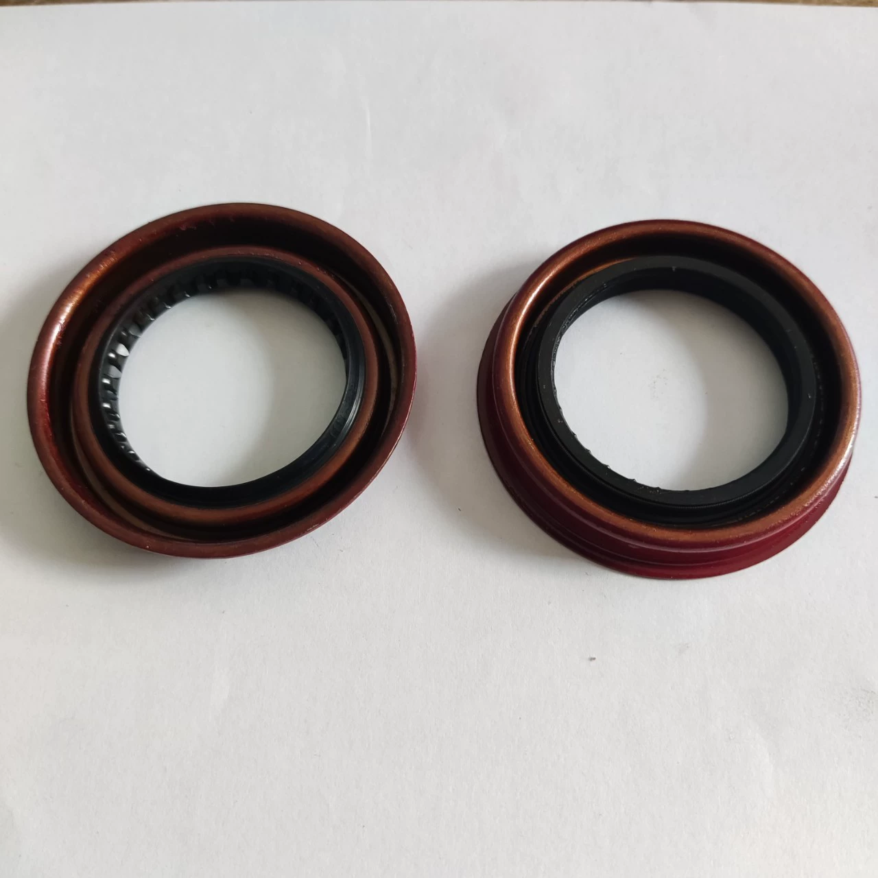 Подходит для полуосевого сальника коробки передач Dodge 62TE, качество Тайвань