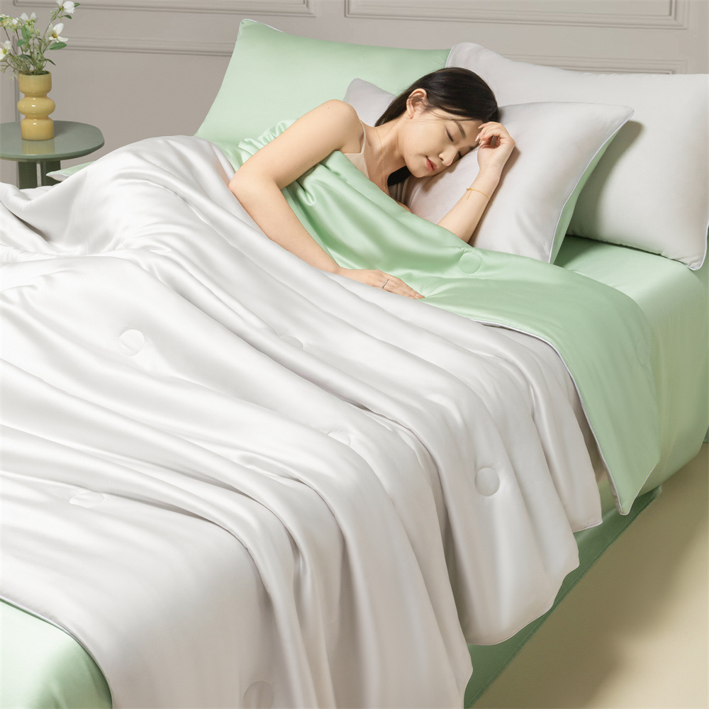 Colcha de verano de seda de hielo lavada pieza única 2025 nueva versión de verano Colcha fresca de verano Colcha de aire acondicionado fresco simple Juego de cuatro piezas Lavable a máquina